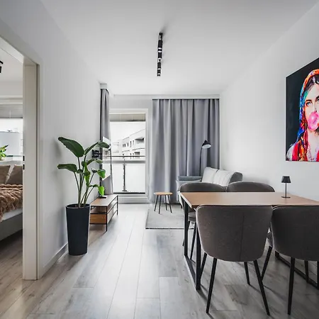 Appartamento Cieplinskiego 16 Blisko Szpitala By Perfect